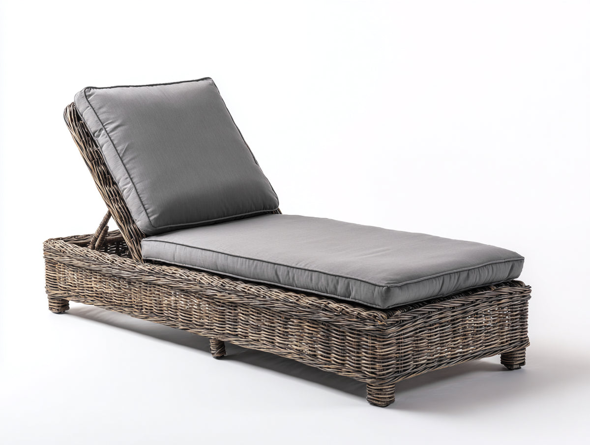 Sonnenliege aus Polyrattan 200 x 70 x 88 cm - Naturbraun und Grau - Verstellbare Rückenlehne